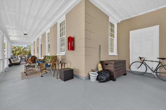 65 Vanderhorst Street Apt F, Charleston, SC 29403