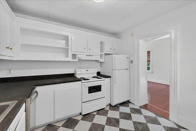 65 Vanderhorst Street Apt F, Charleston, SC 29403