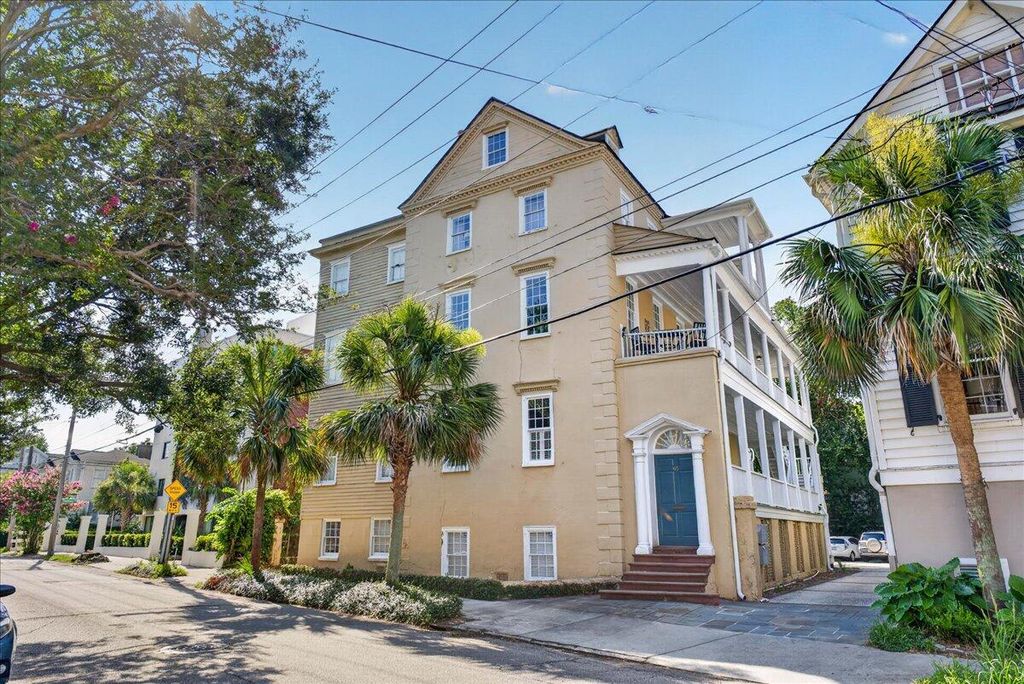65 Vanderhorst Street Apt F, Charleston, SC 29403