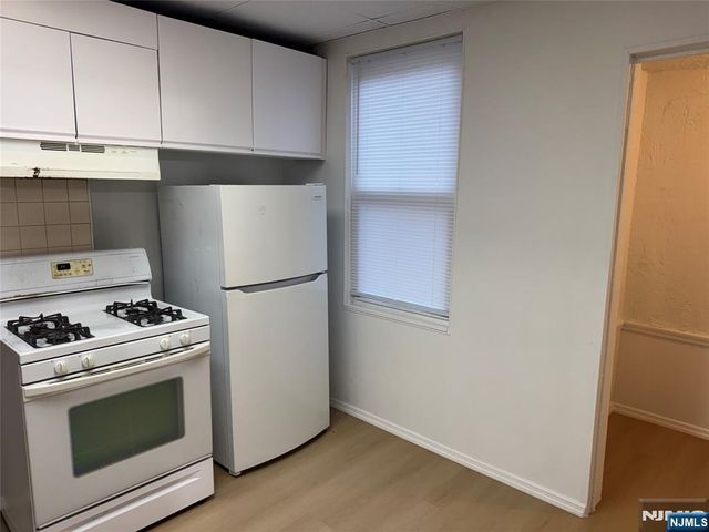 438 Highland Avenue, Palisades Park, NJ 07650
