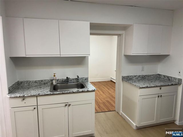 438 Highland Avenue, Palisades Park, NJ 07650