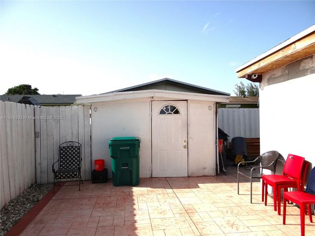 3475 NW 195th Ter, Miami Gardens, FL 33056