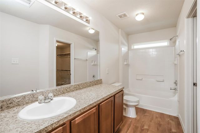 13322 Ella Ridge Lane, Houston, TX 77067