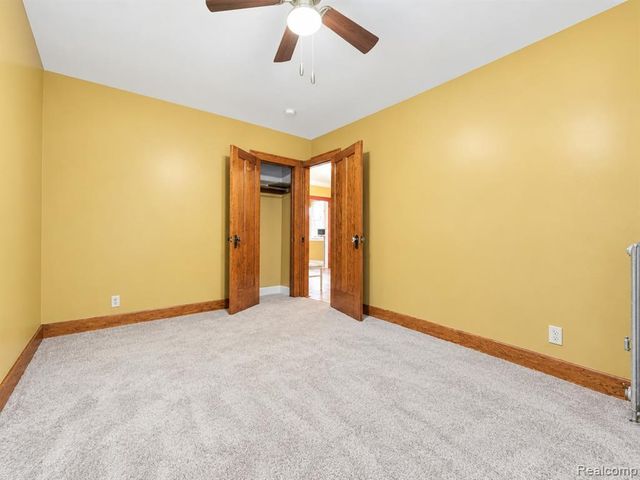 5117 Sobieski Street, Detroit, MI 48212