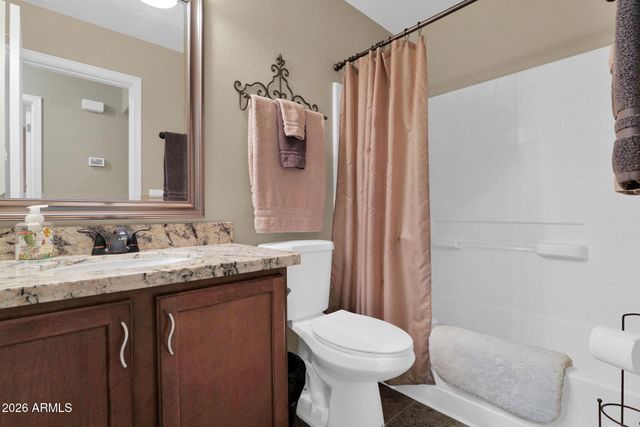 915 W DESERT SEASONS Drive, San Tan Valley, AZ 85143