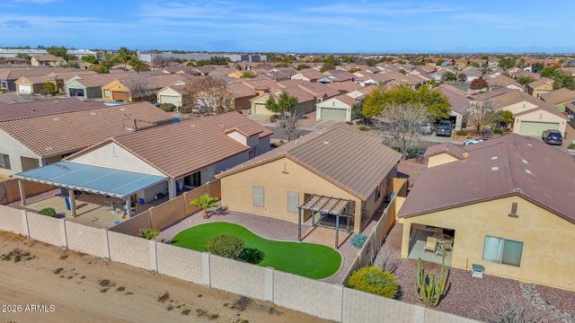 915 W DESERT SEASONS Drive, San Tan Valley, AZ 85143