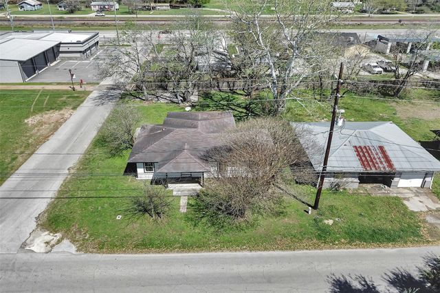 122 Commerce Street, Magnolia, TX 77355