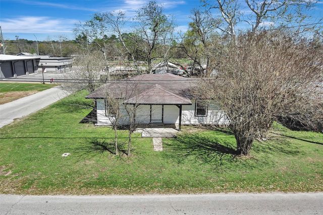 122 Commerce Street, Magnolia, TX 77355