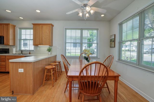 17 BLACK EYED SUSAN RD, Langhorne, PA 19047