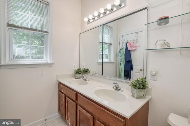 17 BLACK EYED SUSAN RD, Langhorne, PA 19047