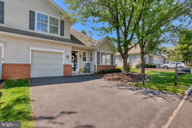17 BLACK EYED SUSAN RD, Langhorne, PA 19047