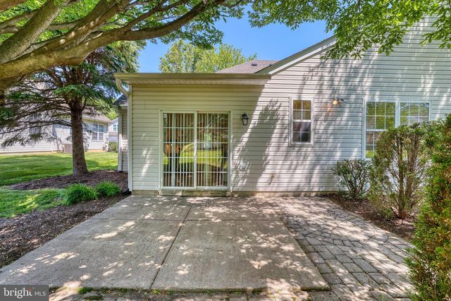 17 BLACK EYED SUSAN RD, Langhorne, PA 19047