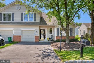 17 BLACK EYED SUSAN RD, Langhorne, PA 19047