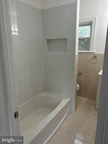 319 LAUREL AVE, Oaklyn, NJ 08107