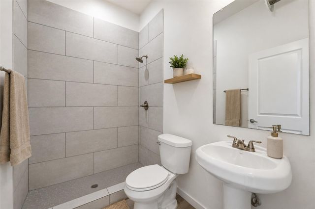2516 Cleburne Street, Houston, TX 77004