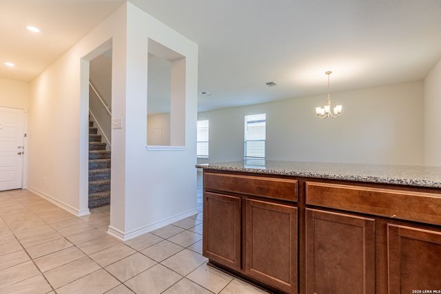 4660 VIA SONOMA TRL, Converse, TX 78109