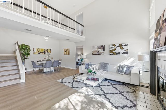 678 Saddleback Ter, Fremont, CA 94536