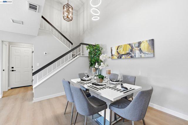 678 Saddleback Ter, Fremont, CA 94536