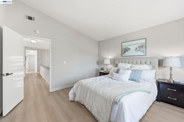 678 Saddleback Ter, Fremont, CA 94536