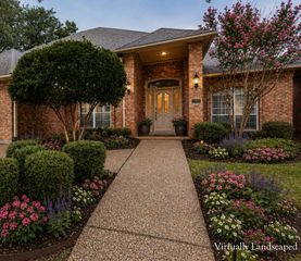17101 Vista Tree Circle, Dallas, TX 75248