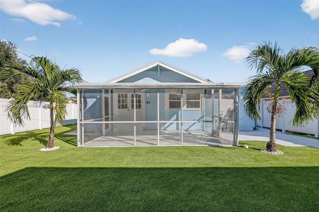 123 N Ocean Breeze A, Lake Worth, FL 33460