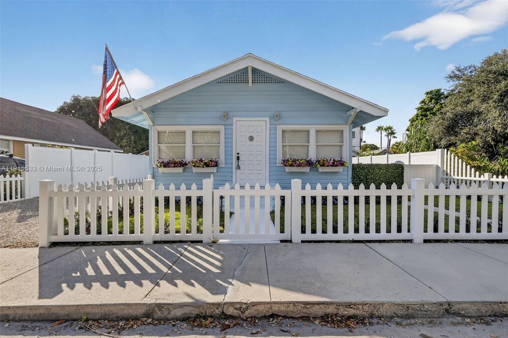 123 N Ocean Breeze A, Lake Worth, FL 33460