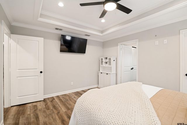 11302 County Road 4102, Lindale, TX 75771
