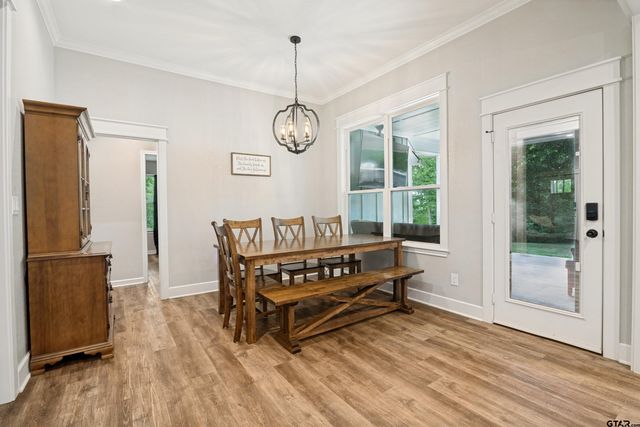 11302 County Road 4102, Lindale, TX 75771