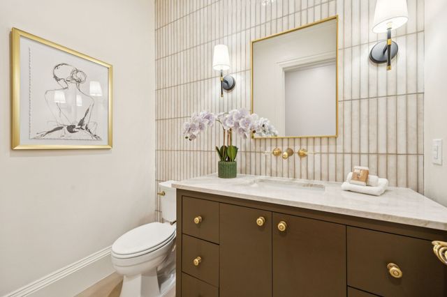 1900 Shady Oaks Drive, Southlake, TX 76092