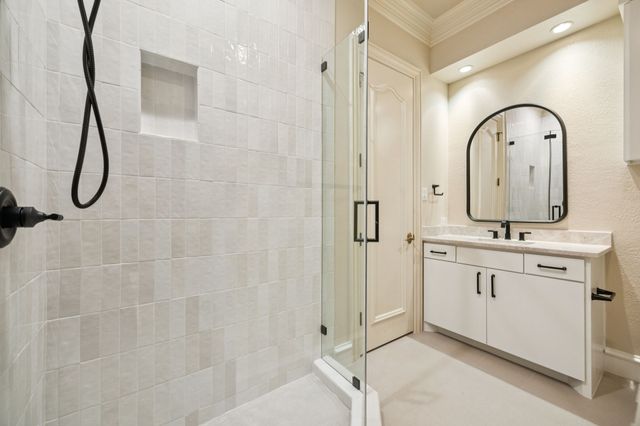 1900 Shady Oaks Drive, Southlake, TX 76092