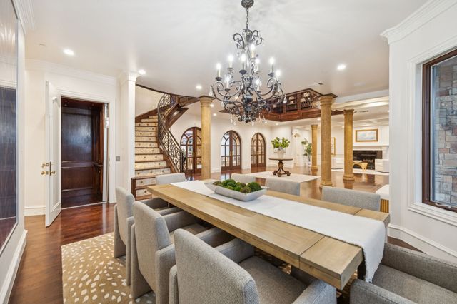 1900 Shady Oaks Drive, Southlake, TX 76092