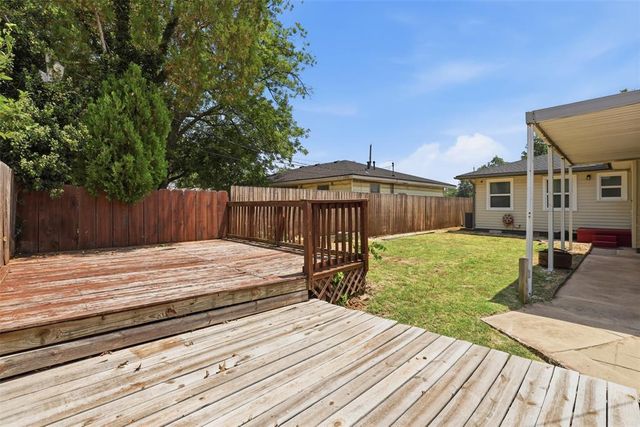 1810 Ponca Avenue, Enid, OK 73703