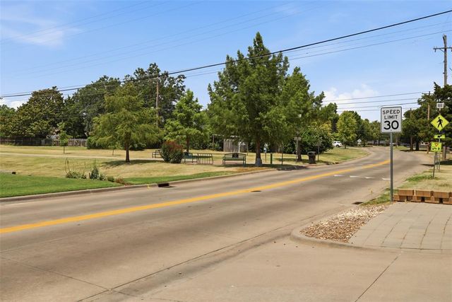 1810 Ponca Avenue, Enid, OK 73703