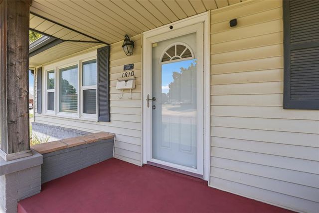 1810 Ponca Avenue, Enid, OK 73703