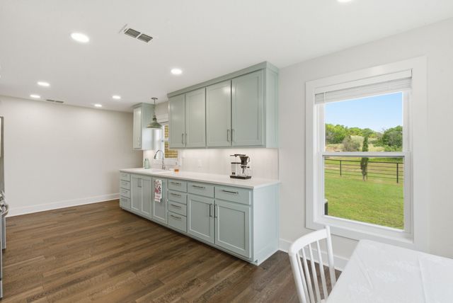 1147 County Road 163, Stephenville, TX 76401