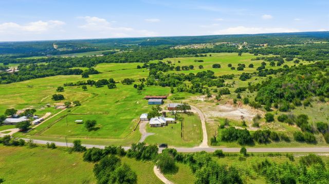 1147 County Road 163, Stephenville, TX 76401