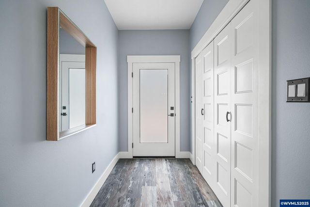 7060 NW Oak Creek Dr, Corvallis, OR 97330