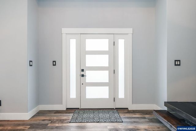 7060 NW Oak Creek Dr, Corvallis, OR 97330