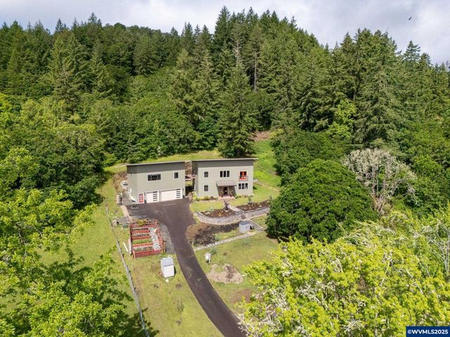 7060 NW Oak Creek Dr, Corvallis, OR 97330