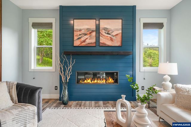 7060 NW Oak Creek Dr, Corvallis, OR 97330