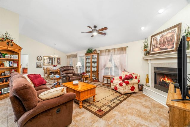 3 Riqueza Lane, Hot Springs Village, AR 71909