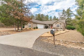 3 Riqueza Lane, Hot Springs Village, AR 71909