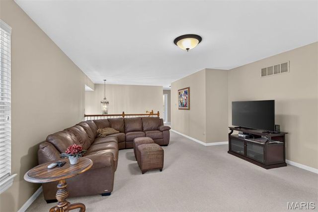 14748 Thornhill Terrace Drive, Chesterfield, MO 63017