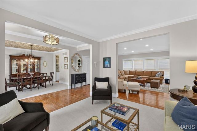 14748 Thornhill Terrace Drive, Chesterfield, MO 63017