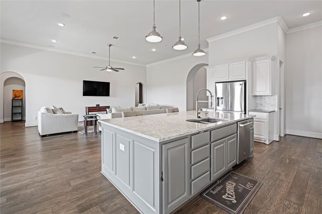 5907 Carrada Falls Court, Sugar Land, TX 77479
