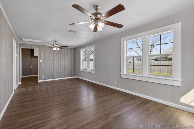 514 S Vann Street, Pryor, OK 74361