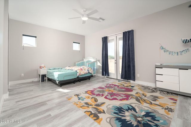 1531 W Rhea Road, San Tan Valley, AZ 85144