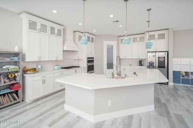 1531 W Rhea Road, San Tan Valley, AZ 85144