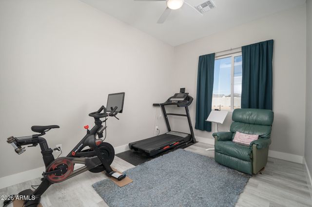 1531 W Rhea Road, San Tan Valley, AZ 85144