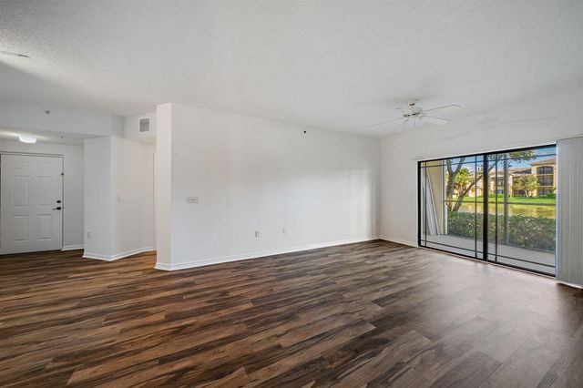2725 Anzio Court 107, Palm Beach Gardens, FL 33410